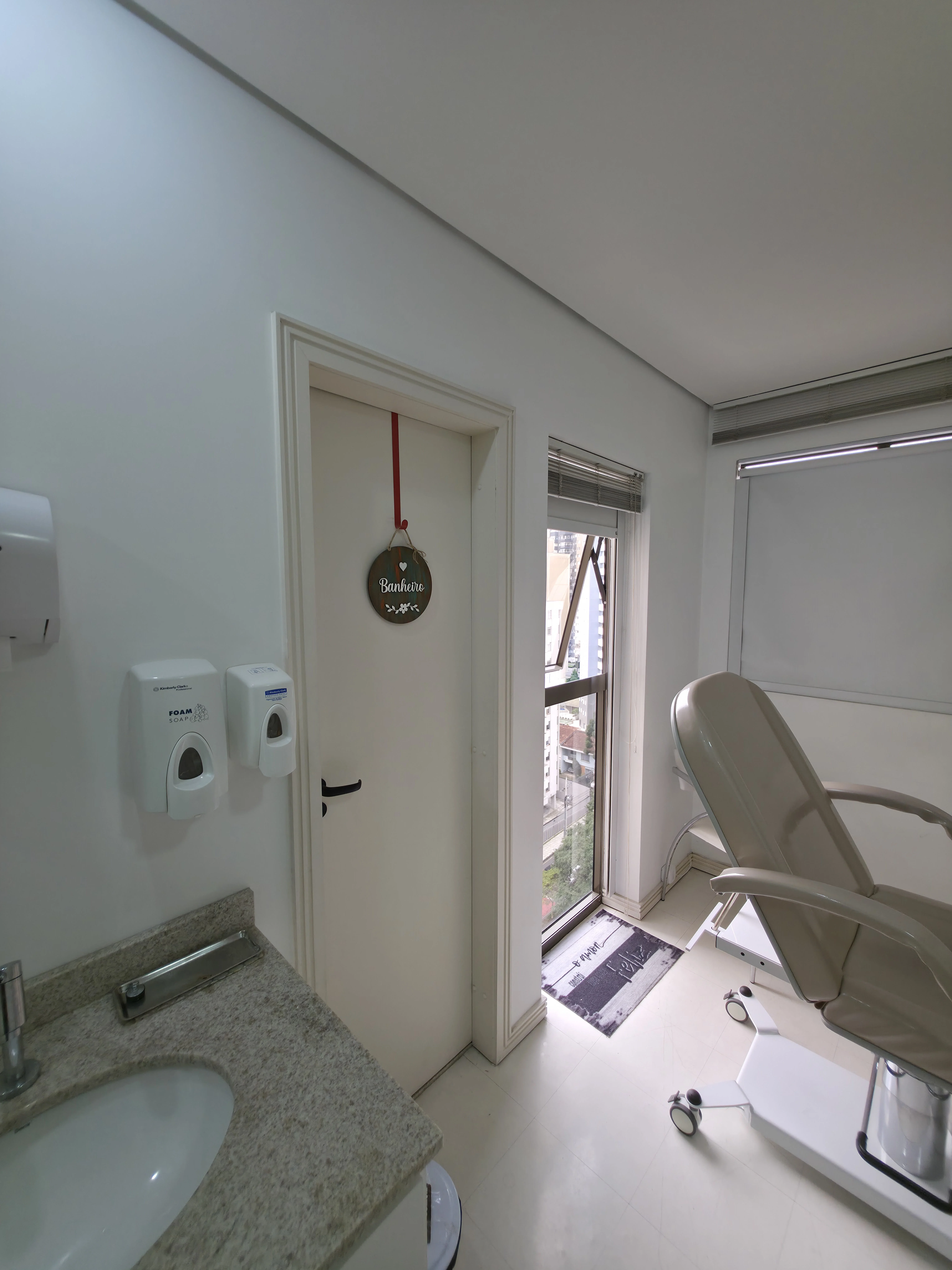 Lavabo e área de higienização